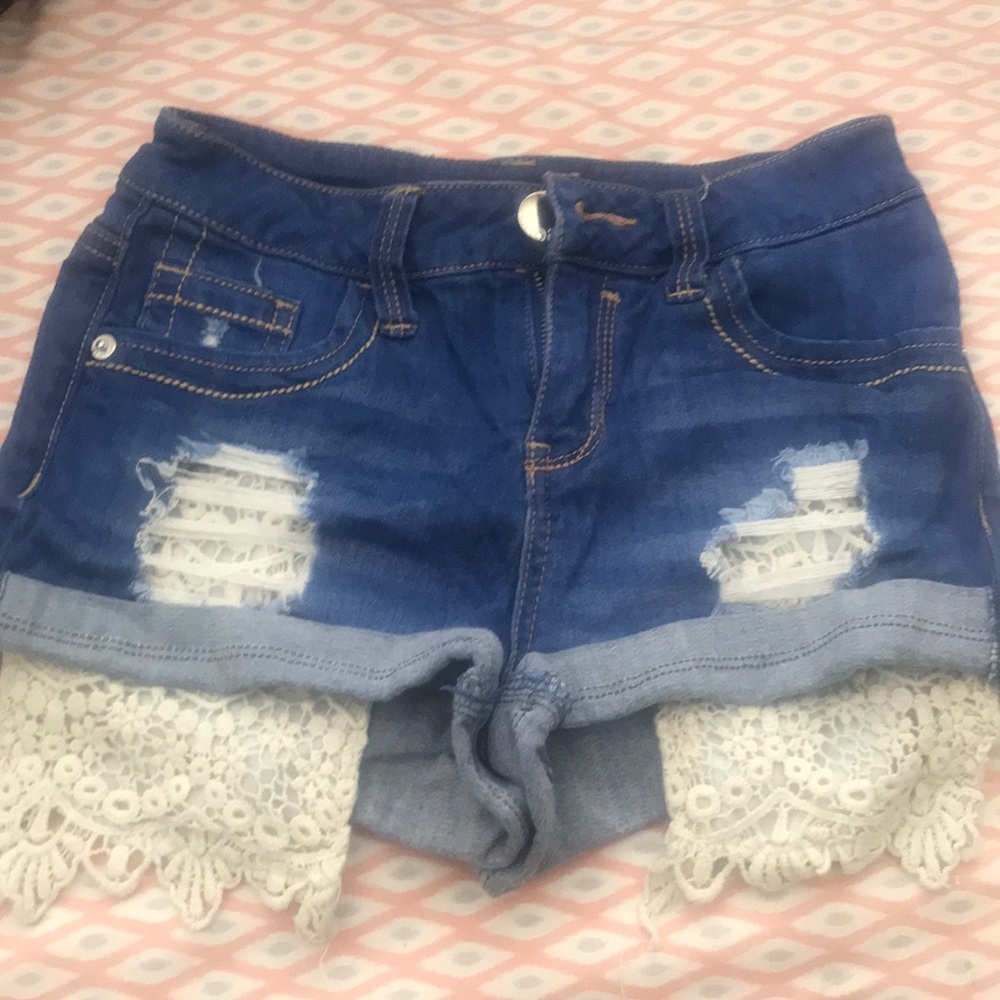 Shorts no boundaries